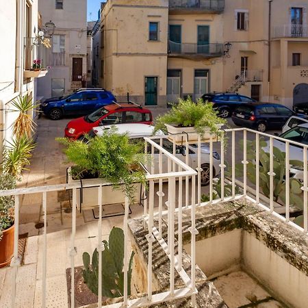 Antiche Mura Apartments"Cielo Di Puglia" -2 Matrimoniali, Cucina E Terrazzo Turi Bagian luar foto