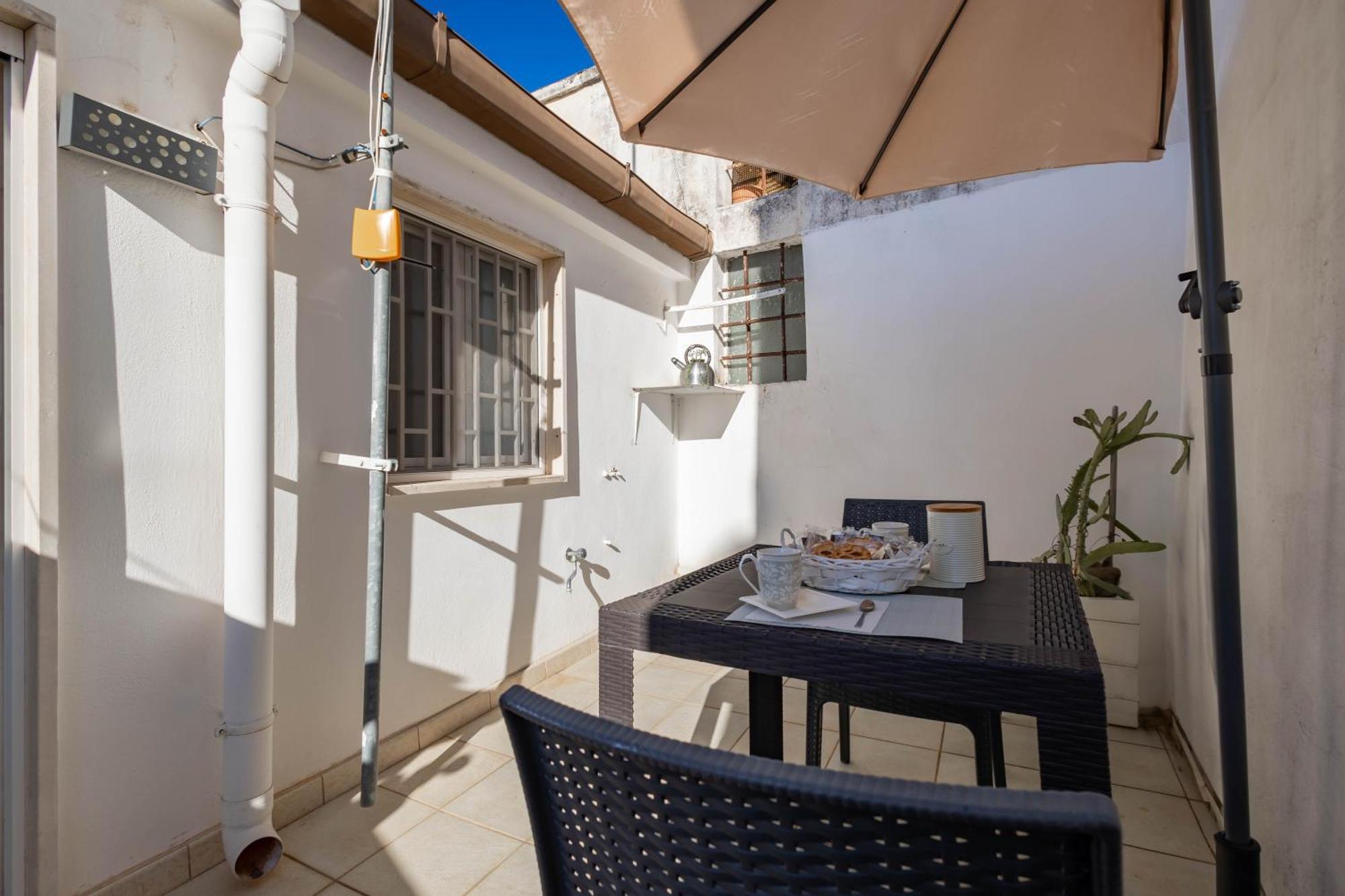 Antiche Mura Apartments"Cielo Di Puglia" -2 Matrimoniali, Cucina E Terrazzo Turi Bagian luar foto