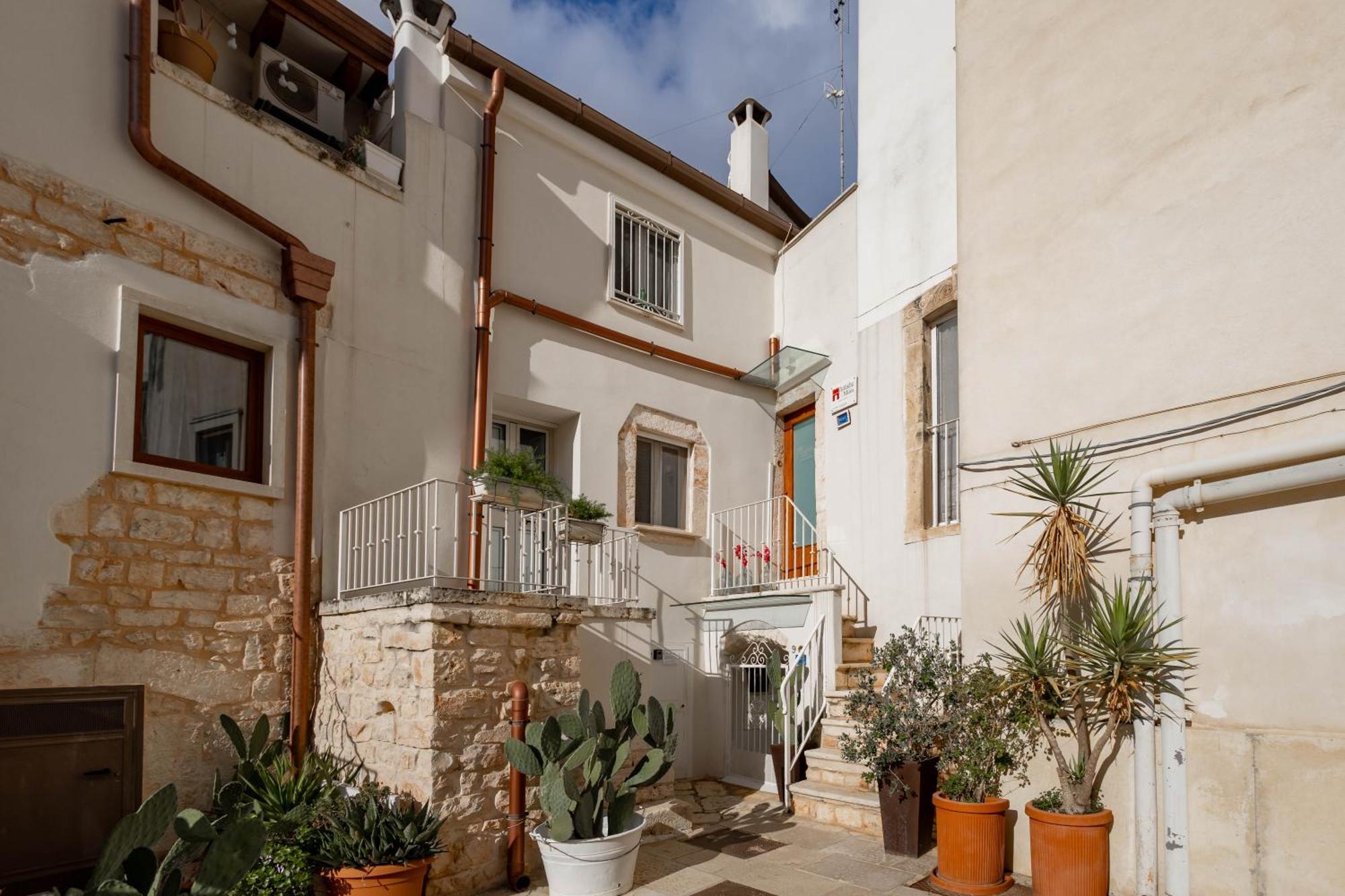 Antiche Mura Apartments"Cielo Di Puglia" -2 Matrimoniali, Cucina E Terrazzo Turi Bagian luar foto